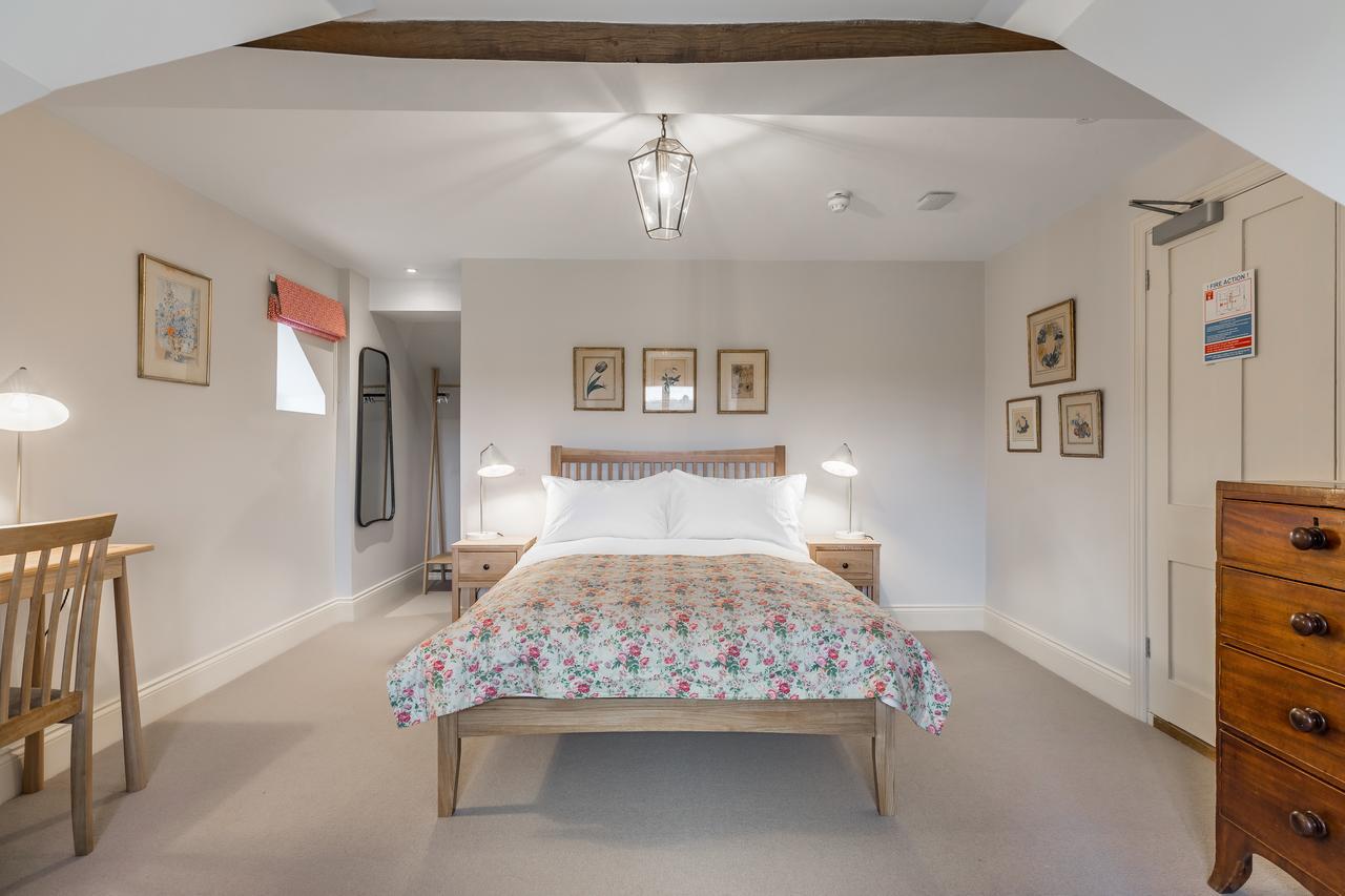 Lawn House Otel Hatfield  Dış mekan fotoğraf